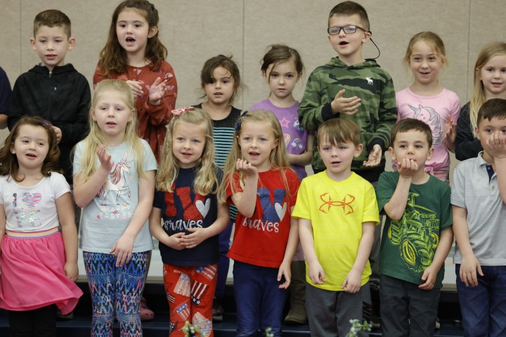 Midvale students perform