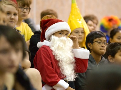 Molly Yerkes notification kids in costume