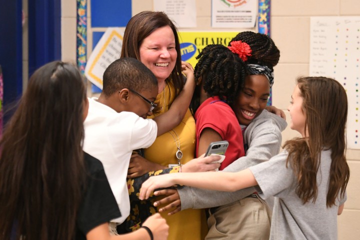 North Little Rock 2017 Dawn McLain students hug