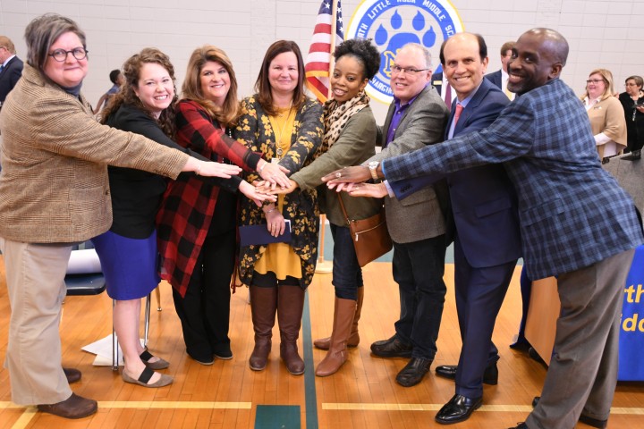 North Little Rock 2017 veterans hands in