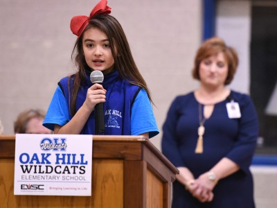 Oak Hill student leads pledge of allegiance