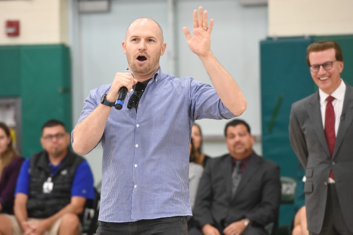 Oxnard 2017 Aaron Ferguson addresses assembly Pacifica