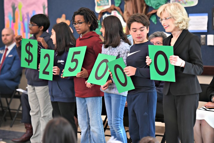 Pasadena 2018 students 25000