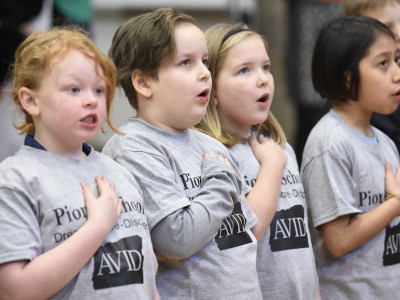 Pioneer students pledge of allegiance