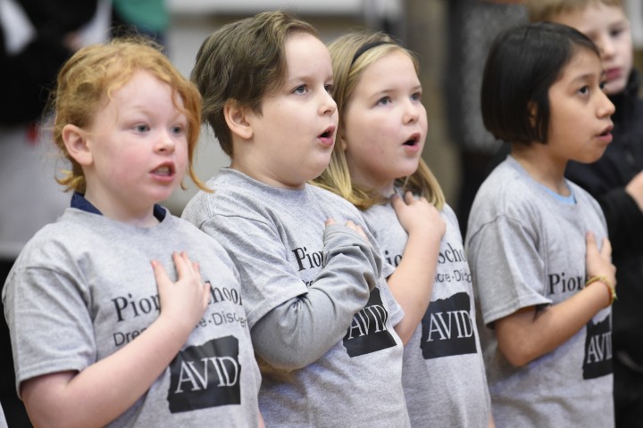 Pioneer students pledge of allegiance