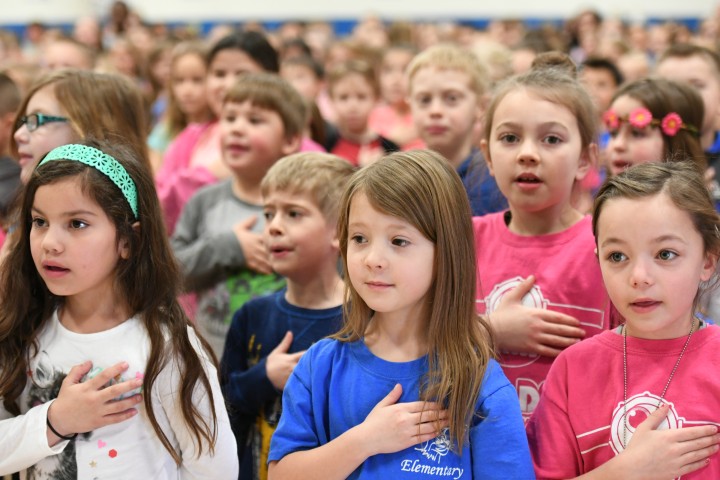 Rim Rock Elementary students pledge of allegiance
