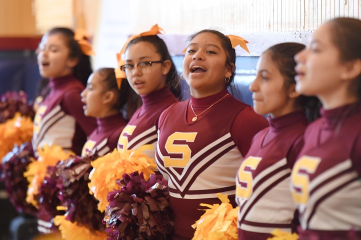 Segue cheerleaders