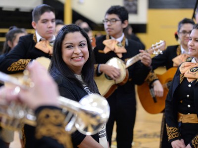 Servin mariachi serenade