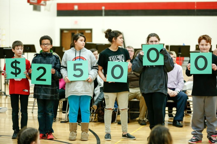South Sioux City 2017 students spell 25000