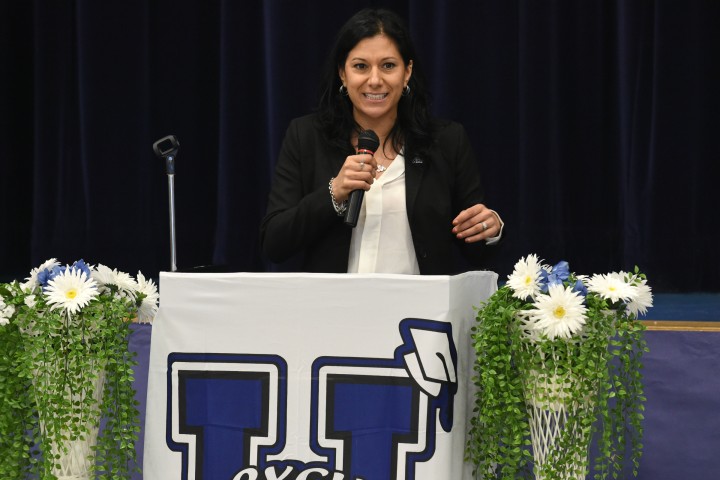 Suisun principal AnnMarie Neubert