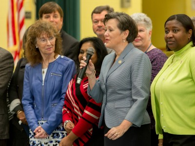 Suzanne Culbreth addresses assembly Horizon Elementary