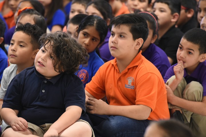 Texas 2018 students listening 2