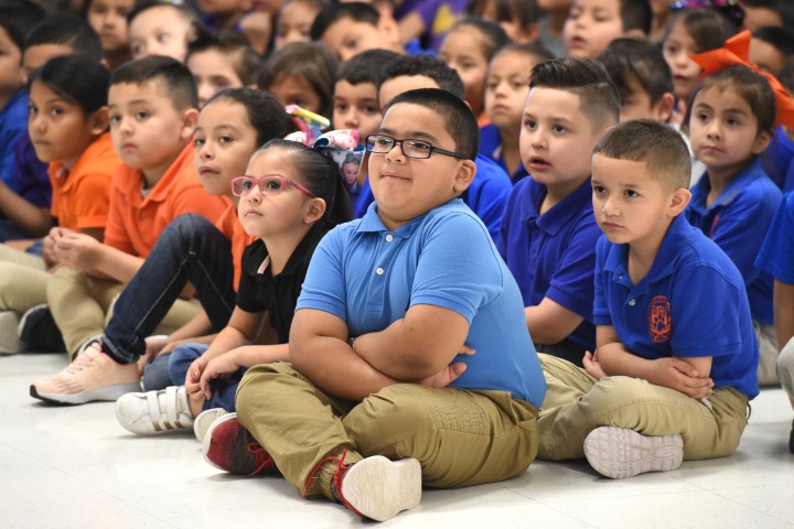 Texas 2018 students listening