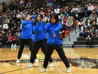 WAHS dancers