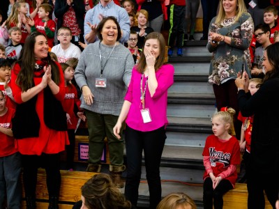 Wisconsin 2018 Sarah Compton walks to front