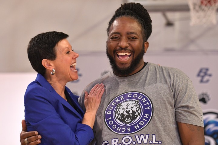 bchs heggs stephanie bishop hug