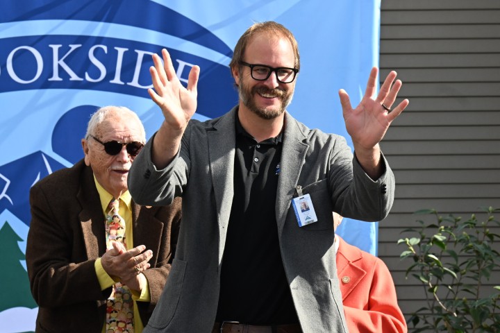 bes joel hudec walkingup