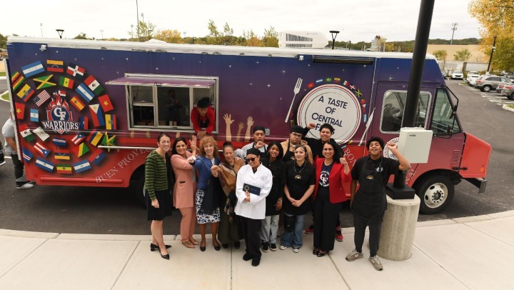 cfhs briana jones food truck group
