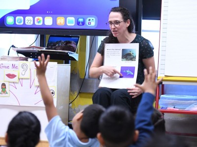 cres katherine delvaux classroom v2