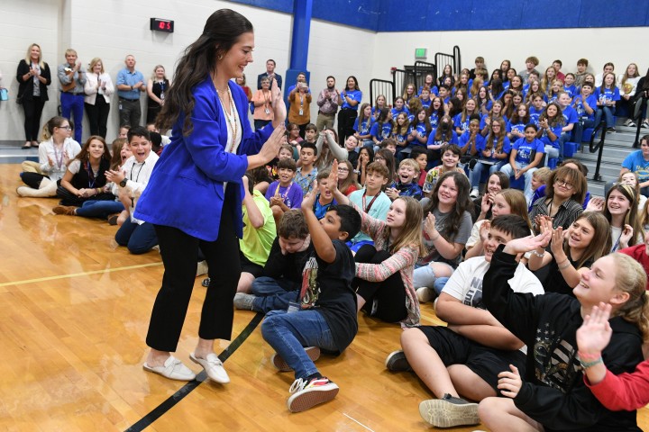 gms ashley anderson high fives 2