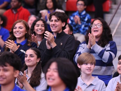 lisa garcia students cheering