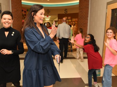 mues saxton bishop tour