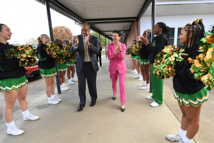 pes henderson bishop tour