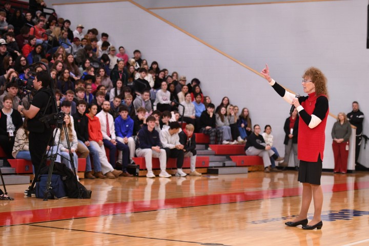 tchs sydney newton jane foley intro