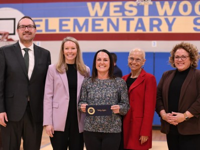 wes holly logan barnett reynolds