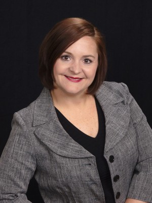 Jennifer Olewnik Headshot