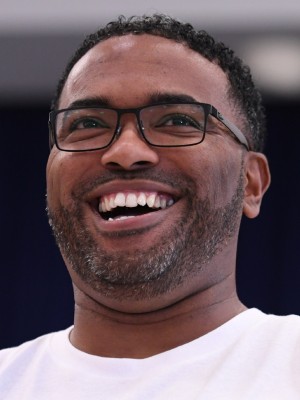 pes shane henderson bio