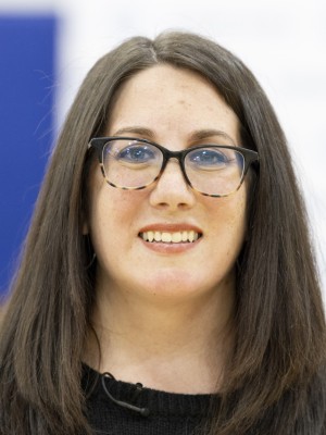 sms marissa mccarthy portrait cropped