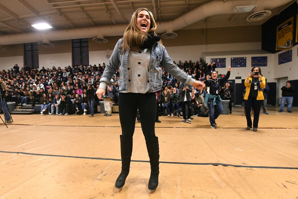 1000w 2019 Fresno Katie McQuone jumping