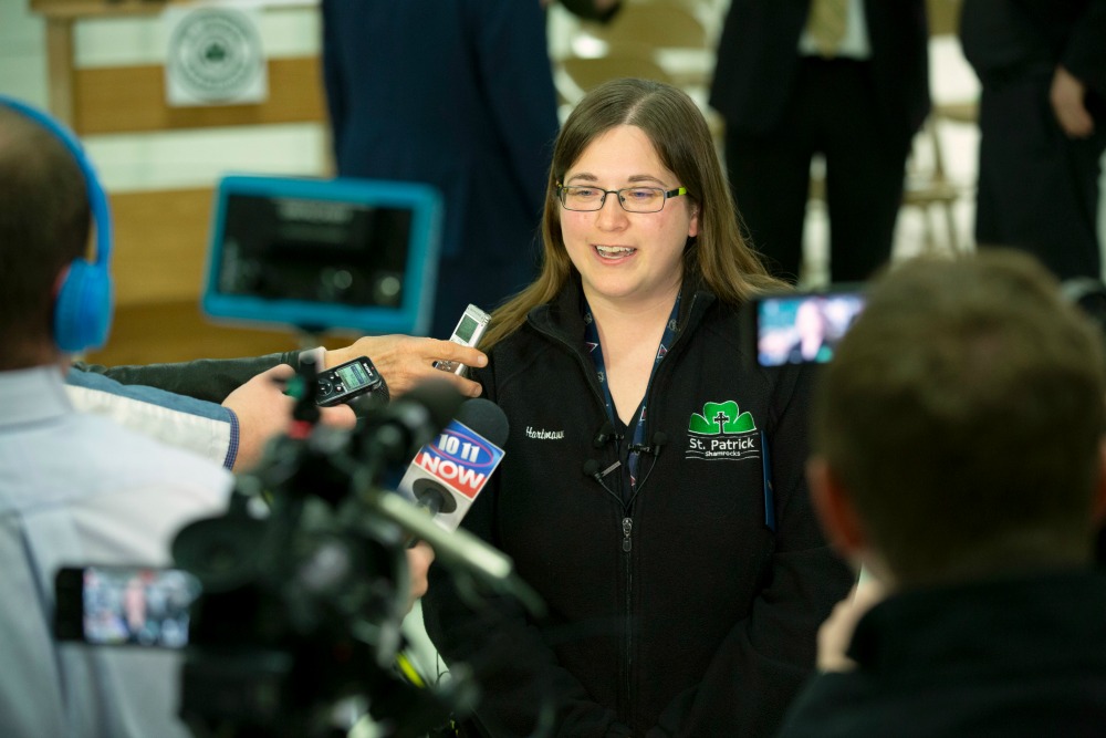 1000w 2019 NE Lyndsay Hartmann media