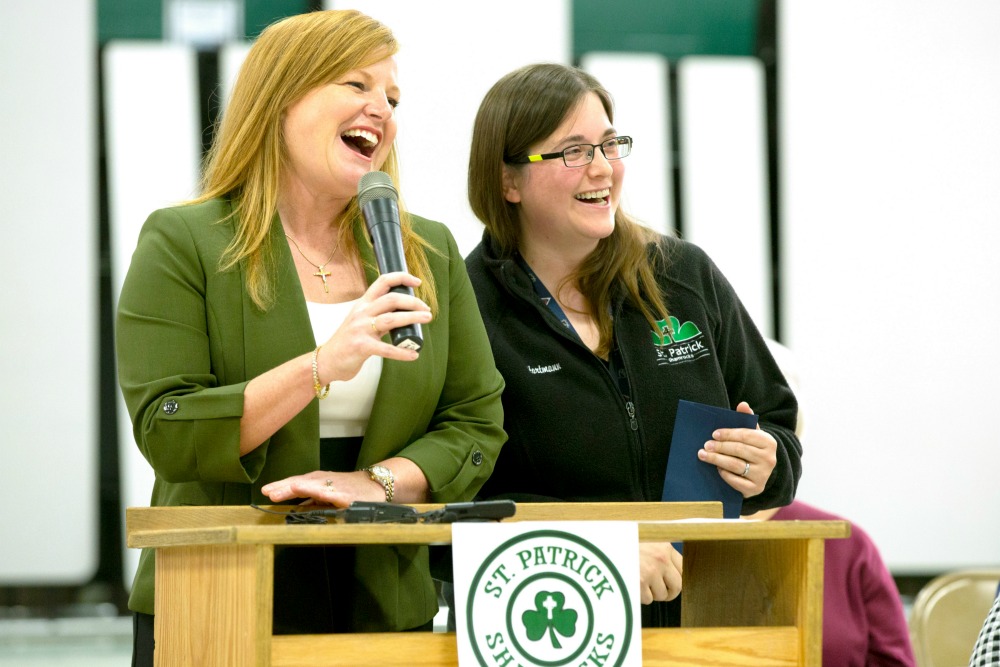 1000w 2019 NE Lyndsay Hartmann with principal