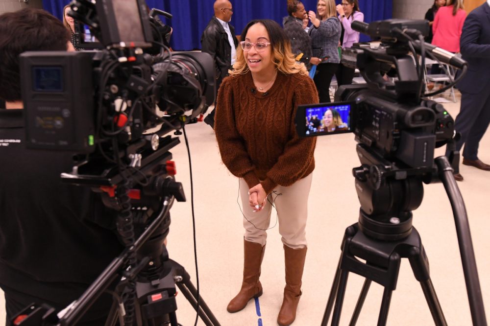 1000w Cohn Dereka Duncan media