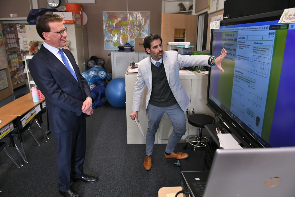 1000w Drake Jason Murray Lowell Milken classroom