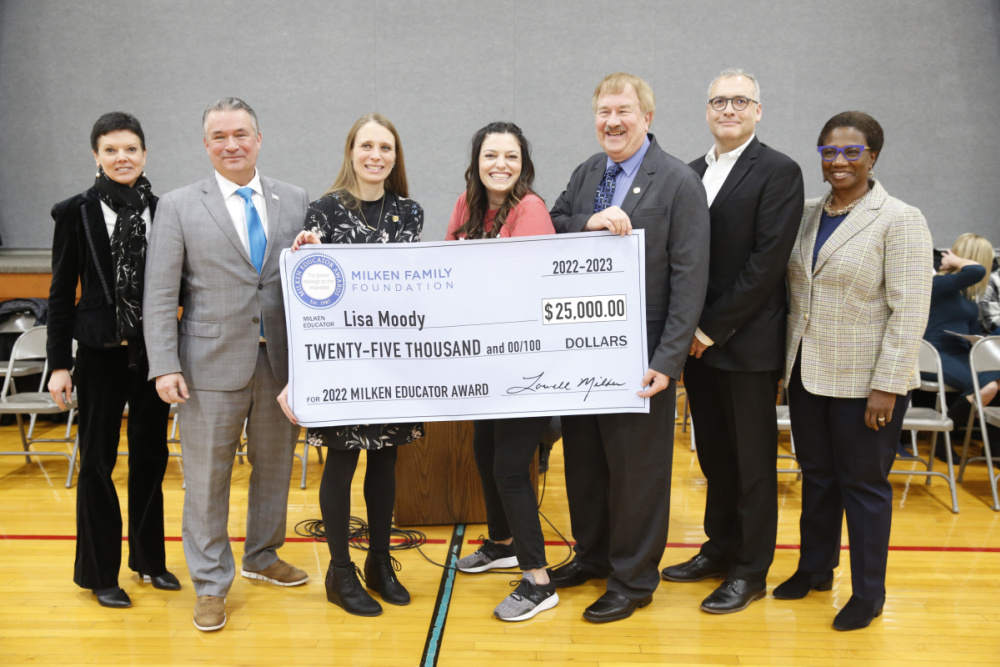 1000w Jefferson Lisa Moody check