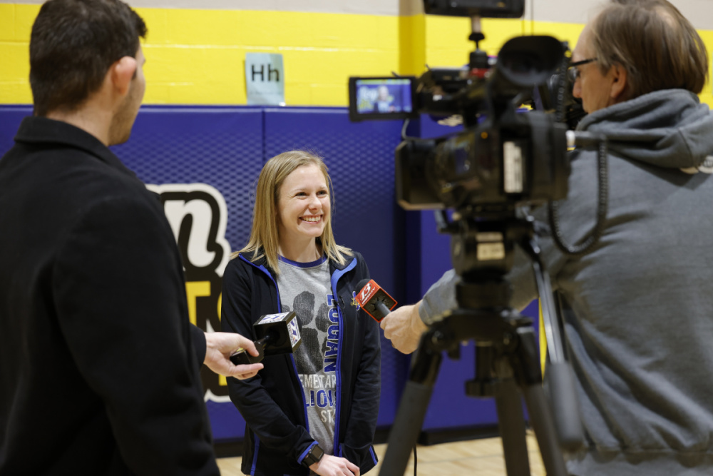1000w Logan Kristine Becker media