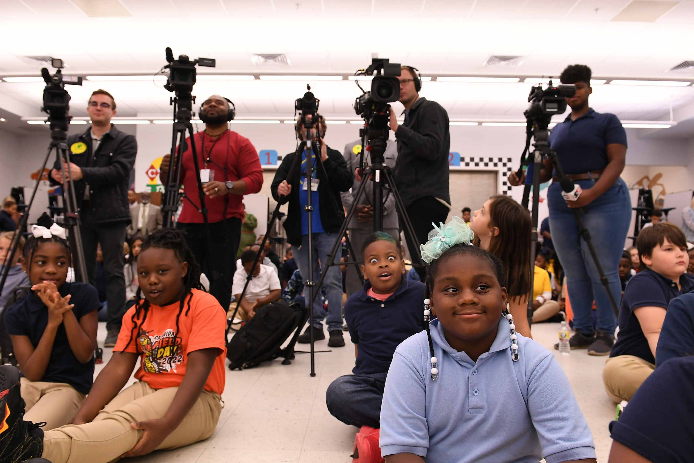 Principal Bryan Cutter Wins AL Milken Award » Photos