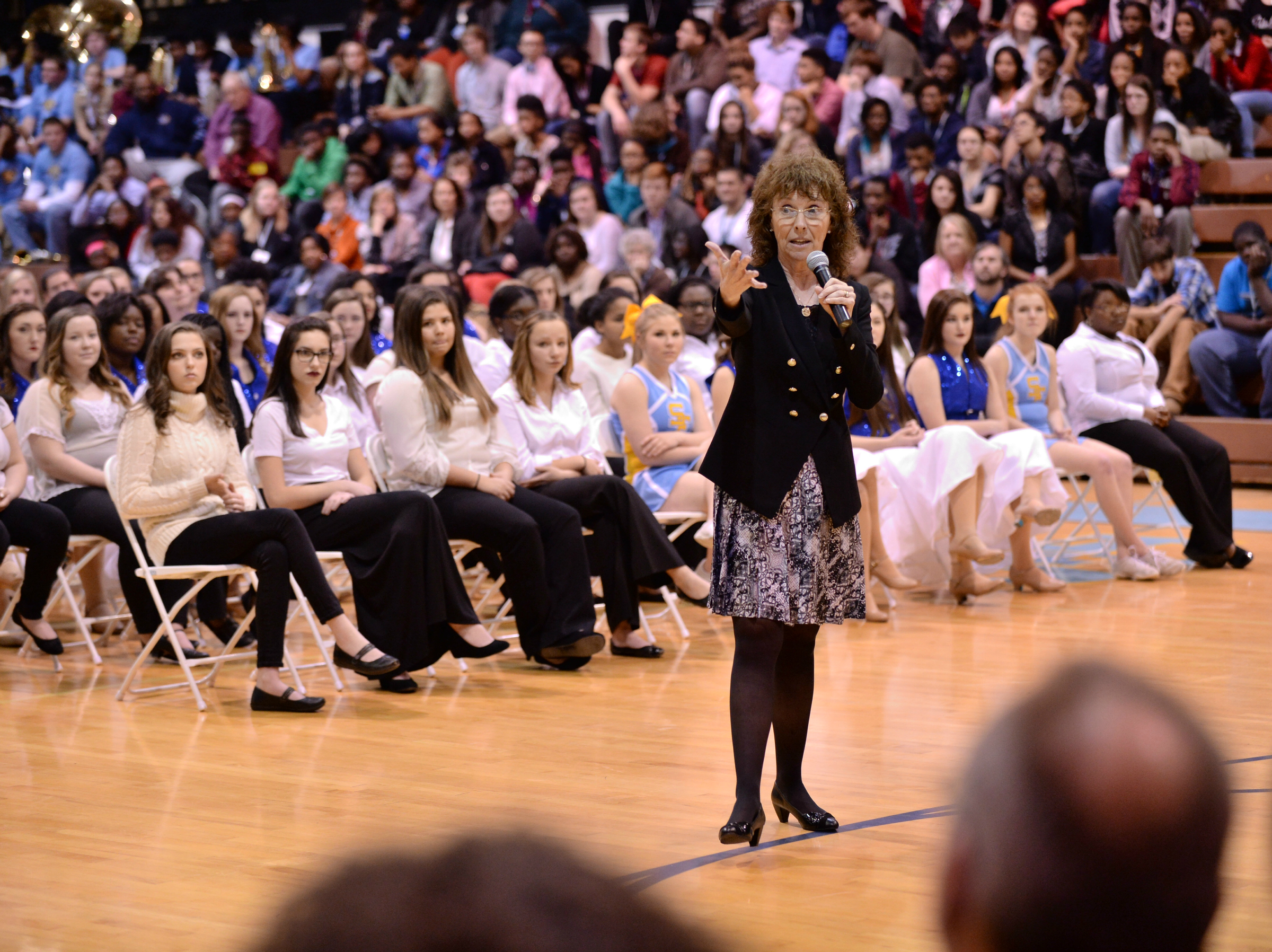 Communication on this topic: Cindy Dolenc, cindy-dolenc/ Discussion on this topic: Alex Evans (model), cindy-dolenc/
