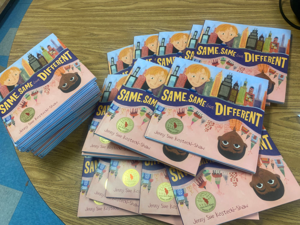 Jane Fung Same Same Different books 1000w