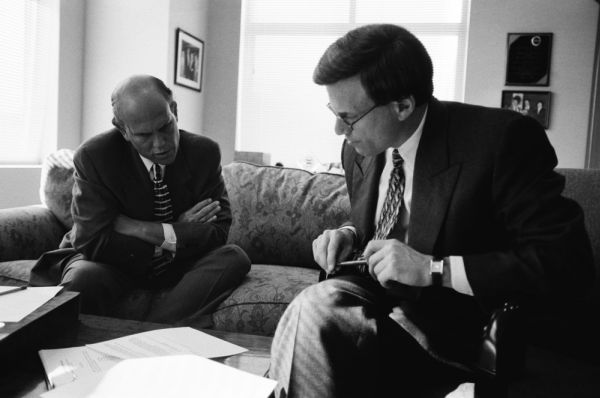 Lowell Mike family 600w