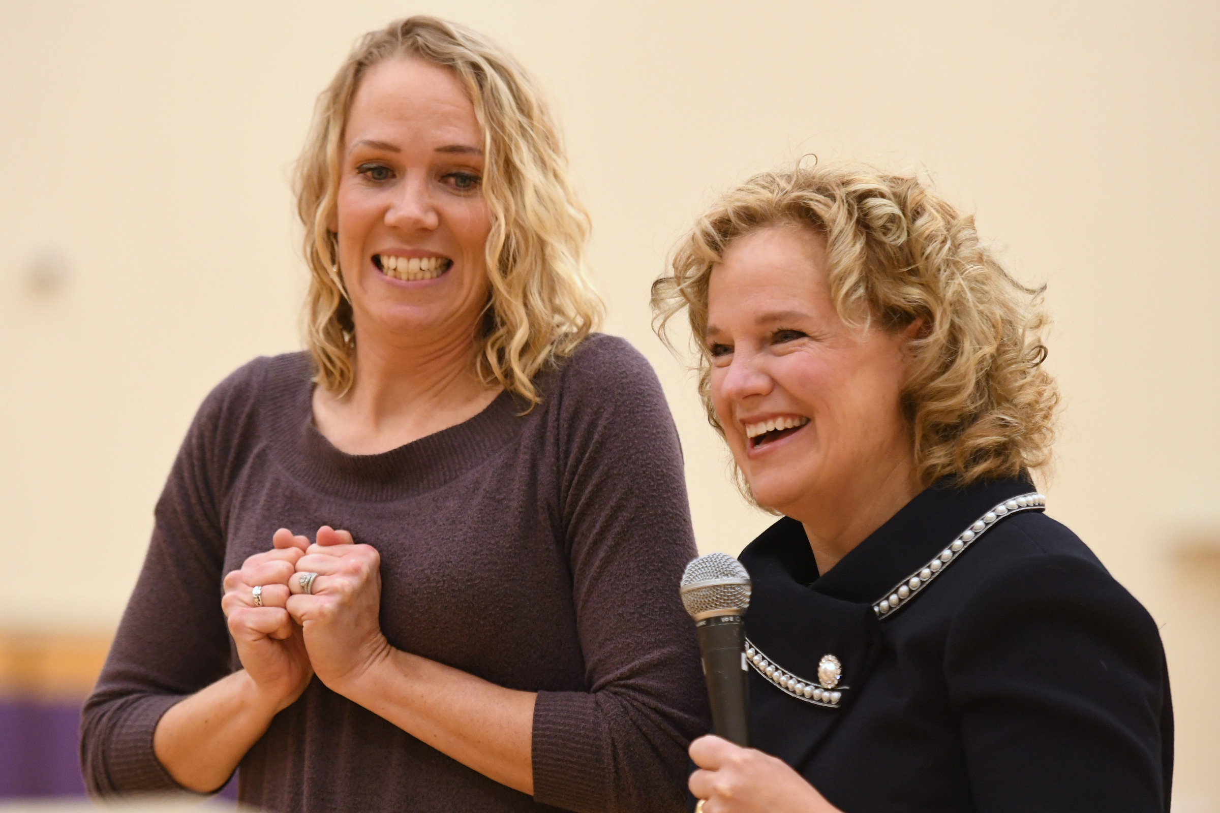 PE Teacher Shannon Hill Wins WY Milken Award in Thermopolis » Photos