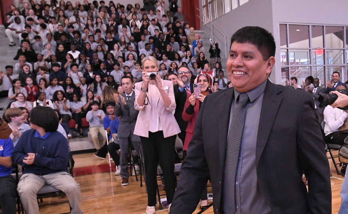 lisa garcia walkingup