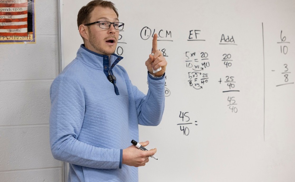sms derek tharp teaching ResizedImageWzEwMDAsNjY3XQ
