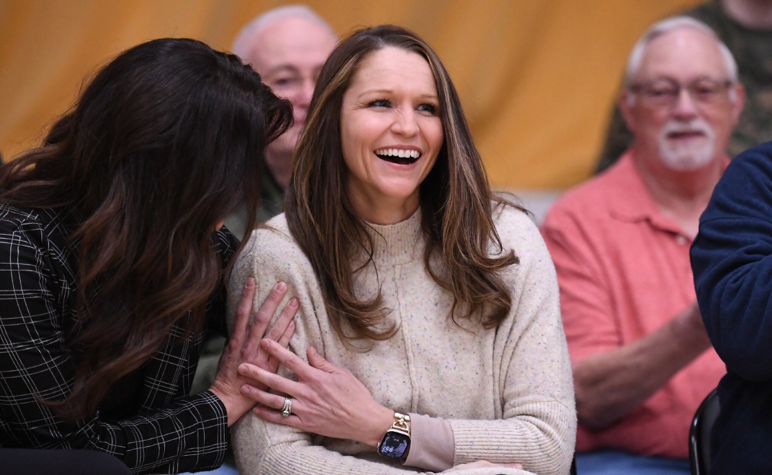 wes jill ridder reaction colleague