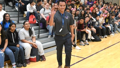 1000w 2019 Las Vegas Ben Nguyen walks to front