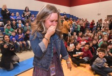 2018 Morgantown Jennifer Reaves walks to front