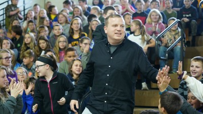2019 WV Brian Allman walks to front